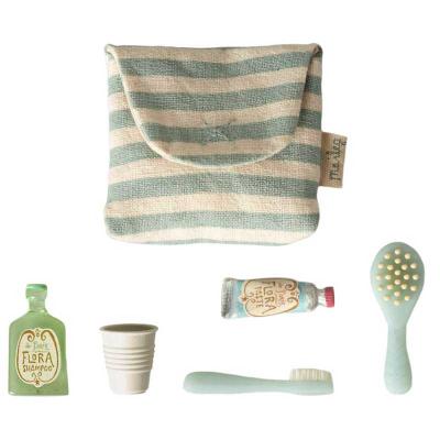 Preview: Maileg Zahnbürsten-Set in Tasche blau gestreift