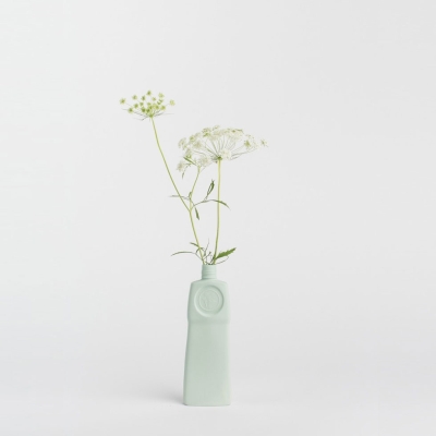 Foekje Fleur Bottle Vase Nr. 18 dusty mint