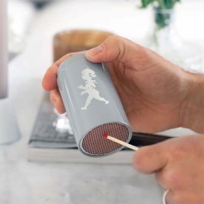 Solstickan Design Streichhölzer in der Metalldose grau