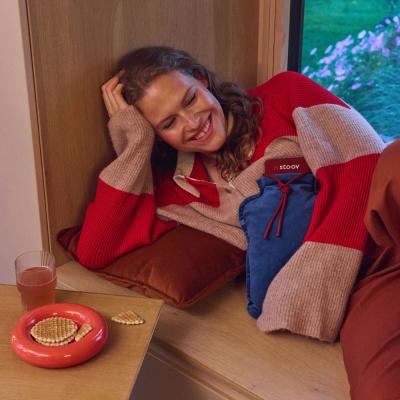 Preview: STOOV Wärmflasche Homey³ samt midnight blue