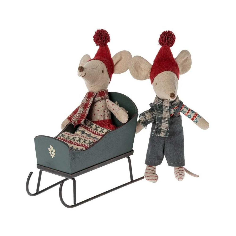 Maileg Schlitten Maus grün