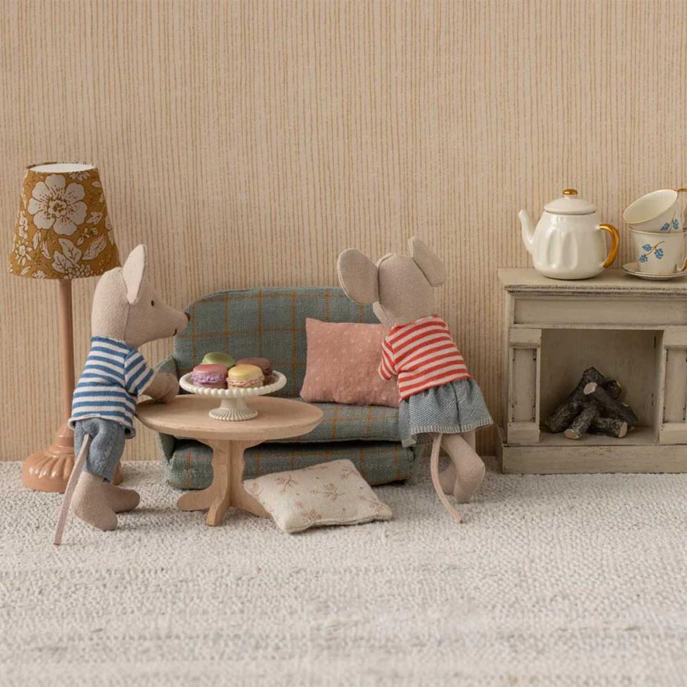 Maileg ovaler Couchtisch Holz natur