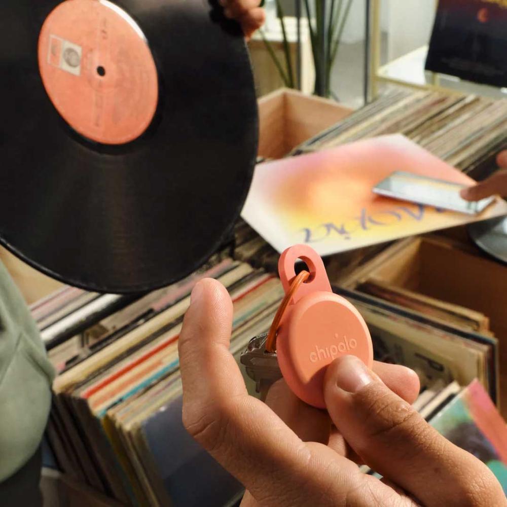 Chipolo LOOP der wiederaufladbare Tracker