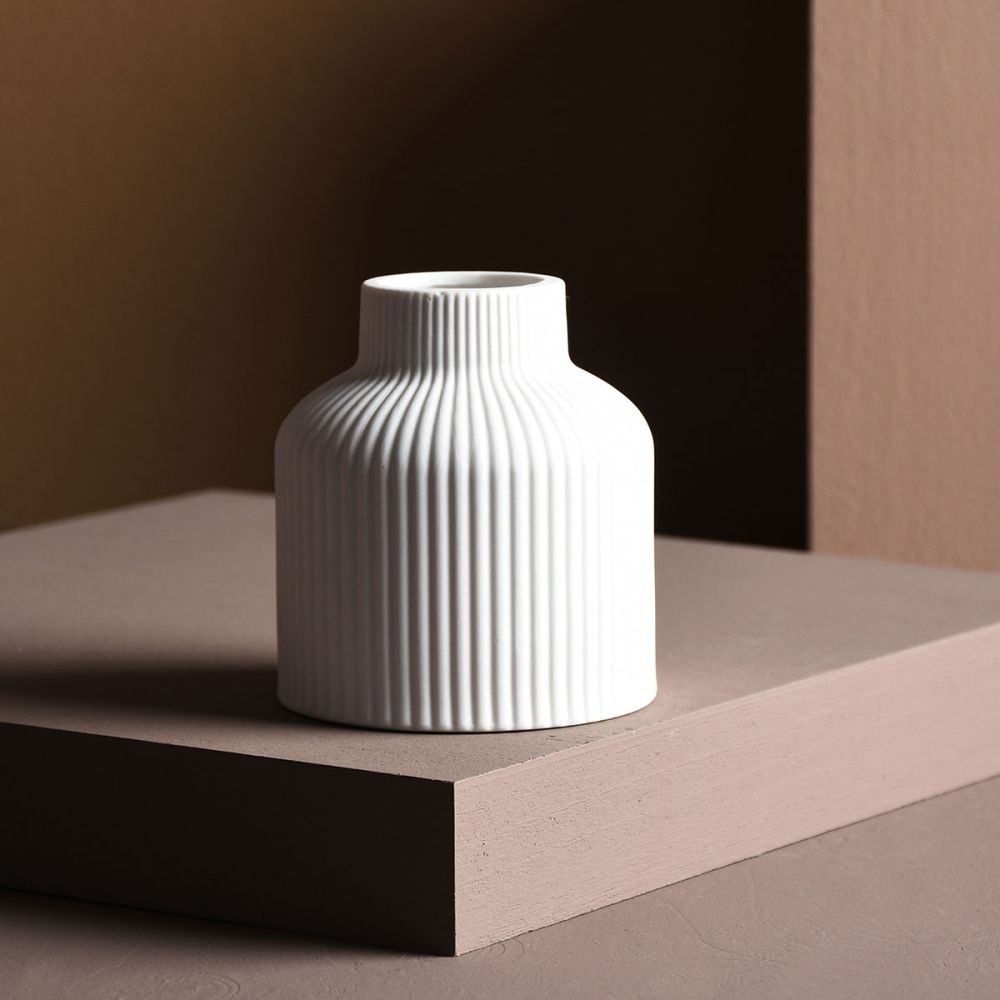Storefactory Vase Lillhagen weiß
