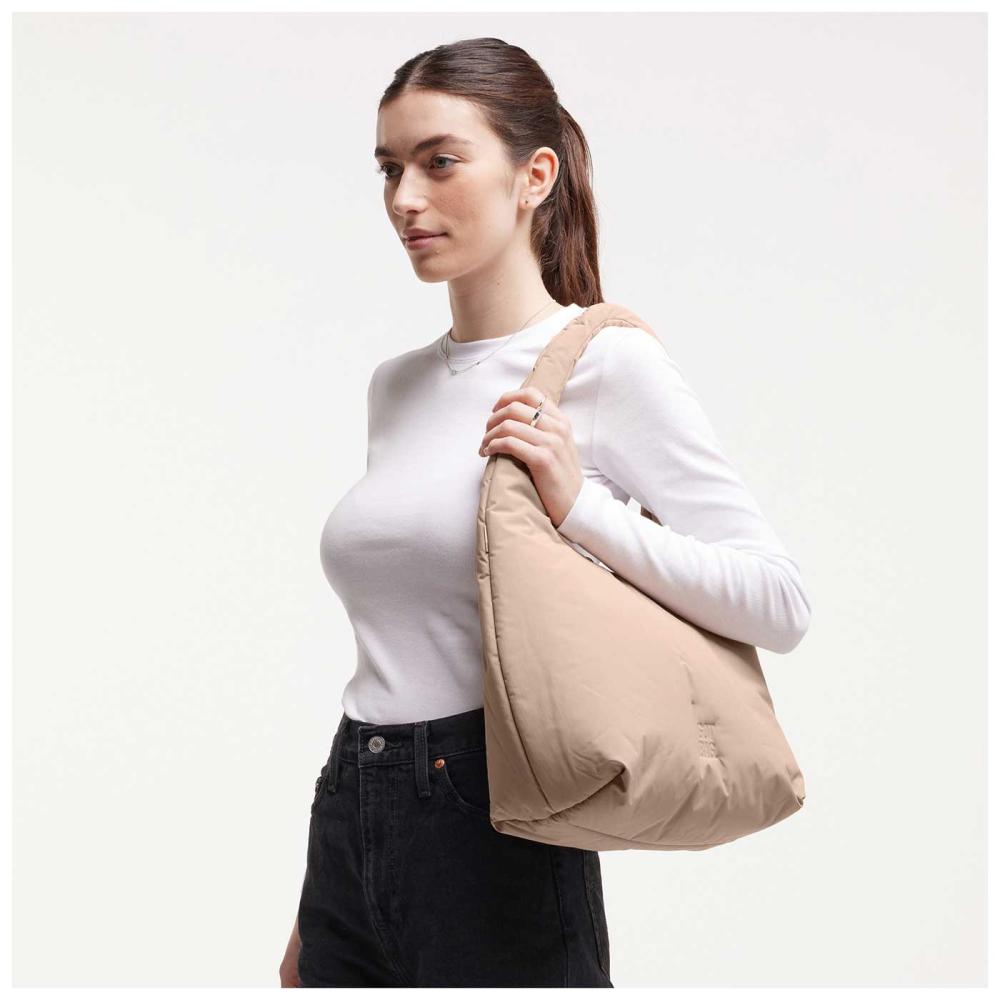 GOT BAG Cloud Shoulder Bag monochrome sandbar